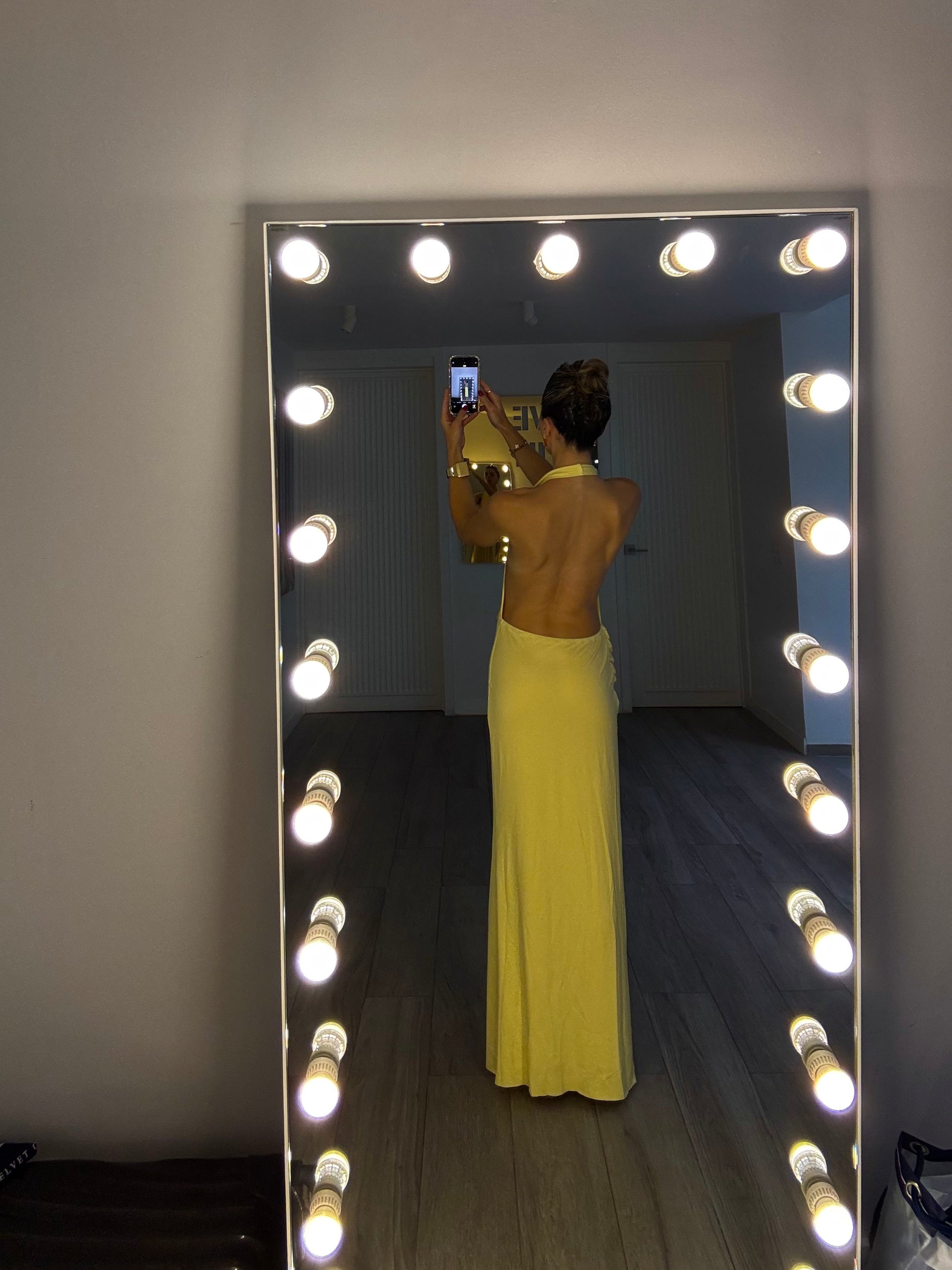 The “Tamara” Backless