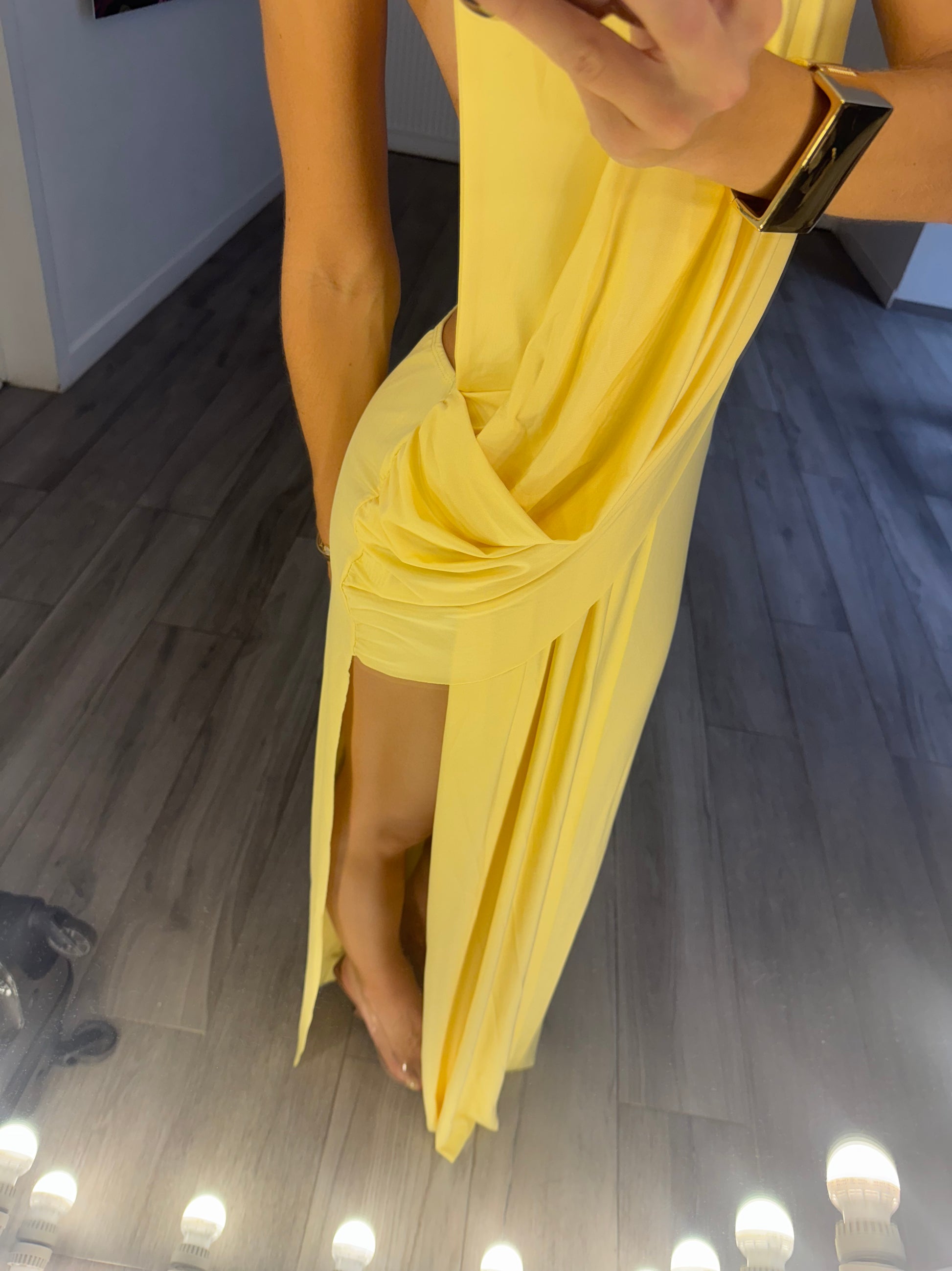 The “Tamara” Backless