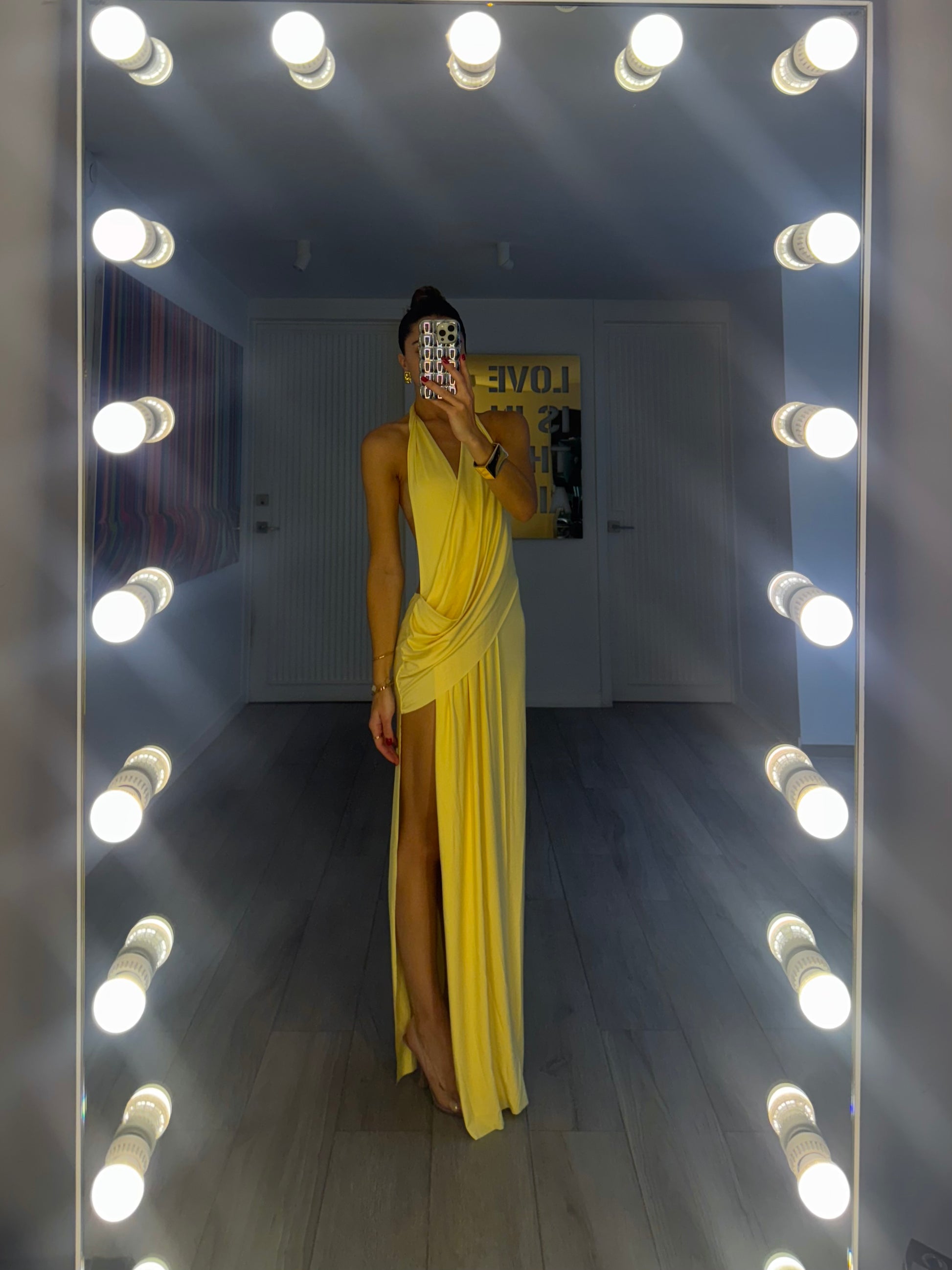 The “Tamara” Backless
