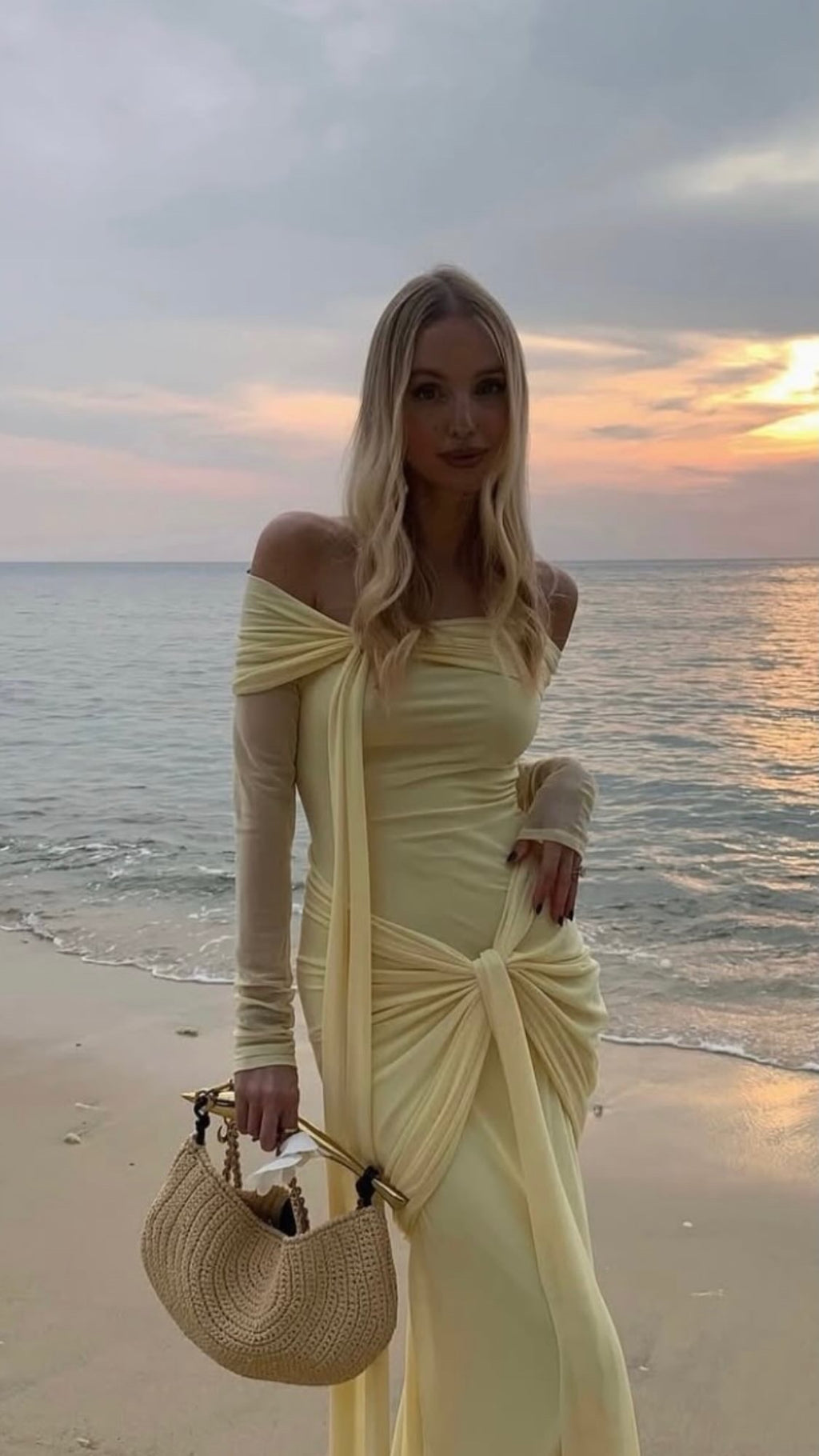 “ Messy Knot “ Dress