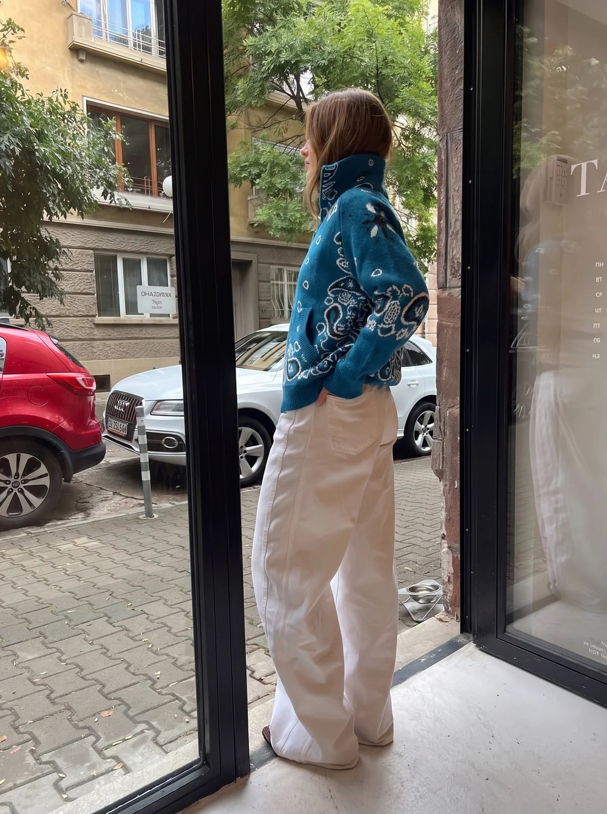 TURQUOISE ZIP UP