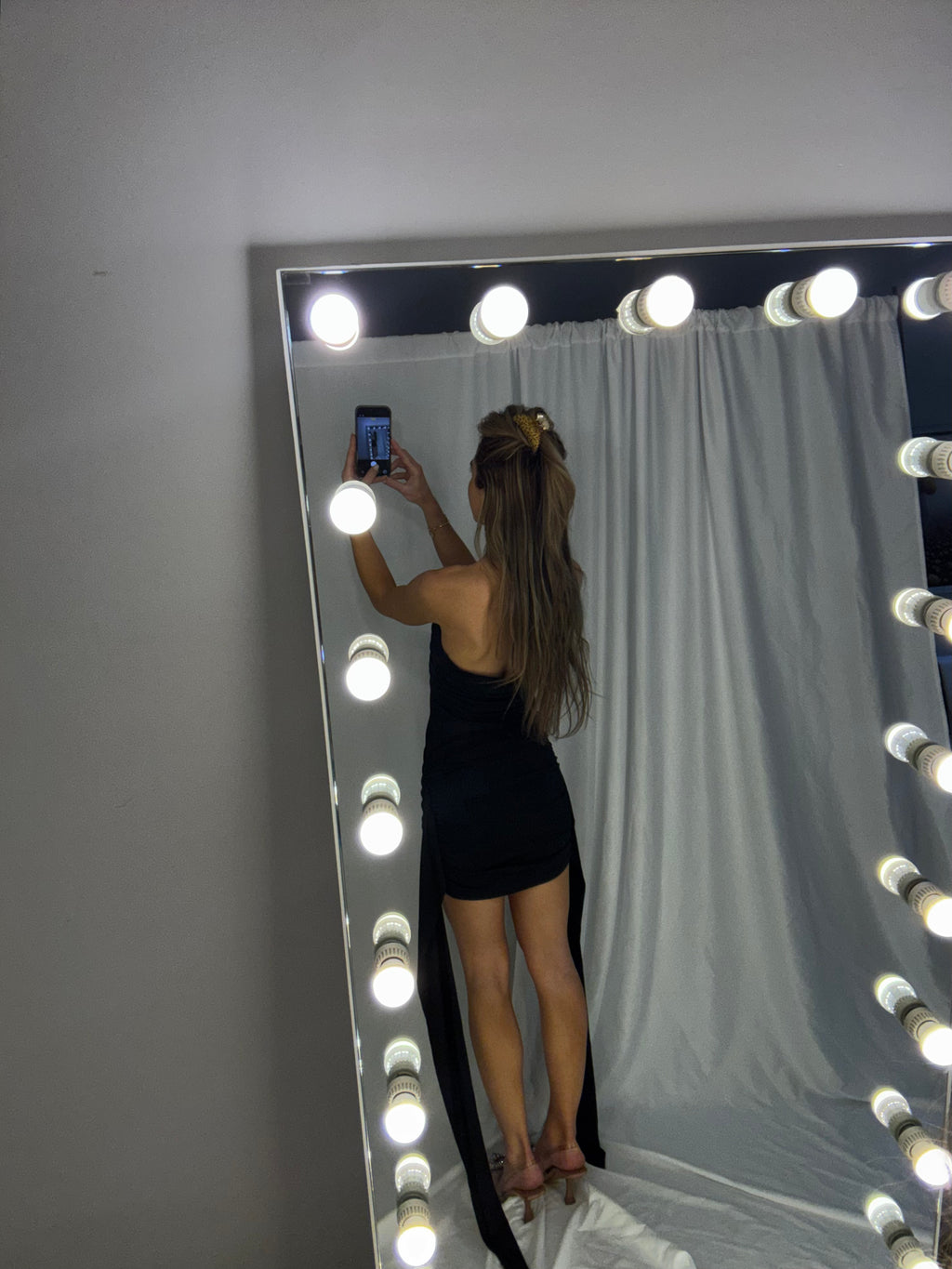 The “ Danii “ Mini Black Dress