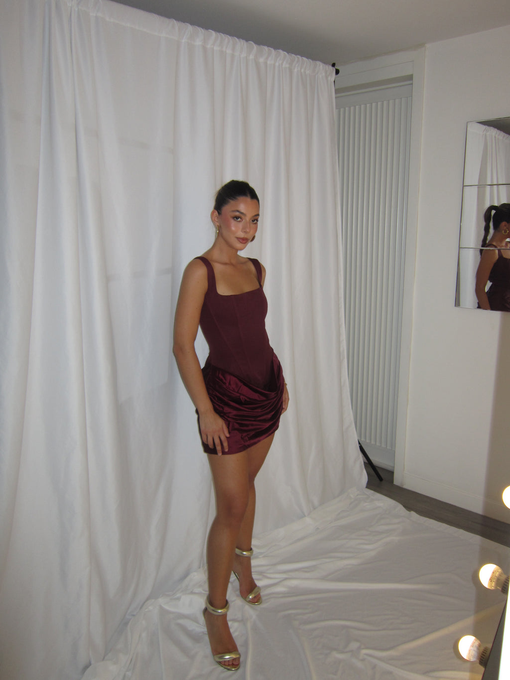 Corest Mini in “ Burgundy ”