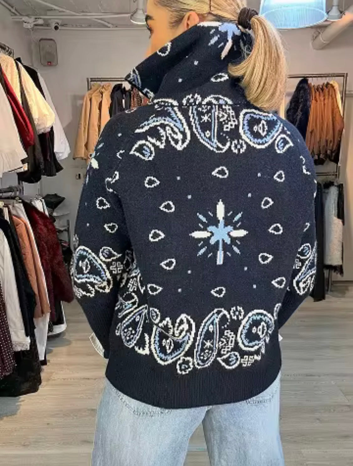 NAVY ZIP ZUP