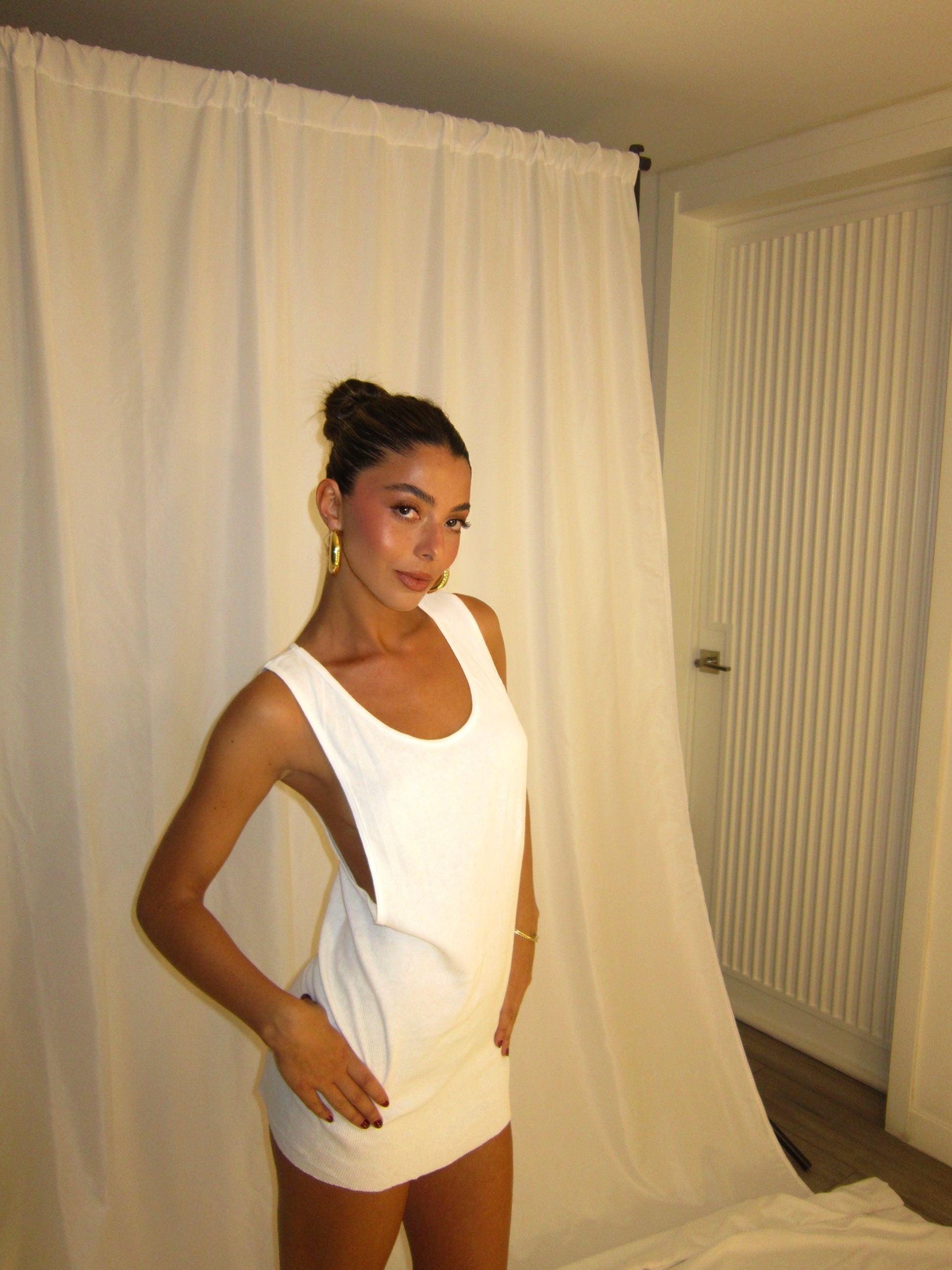 Tank in white