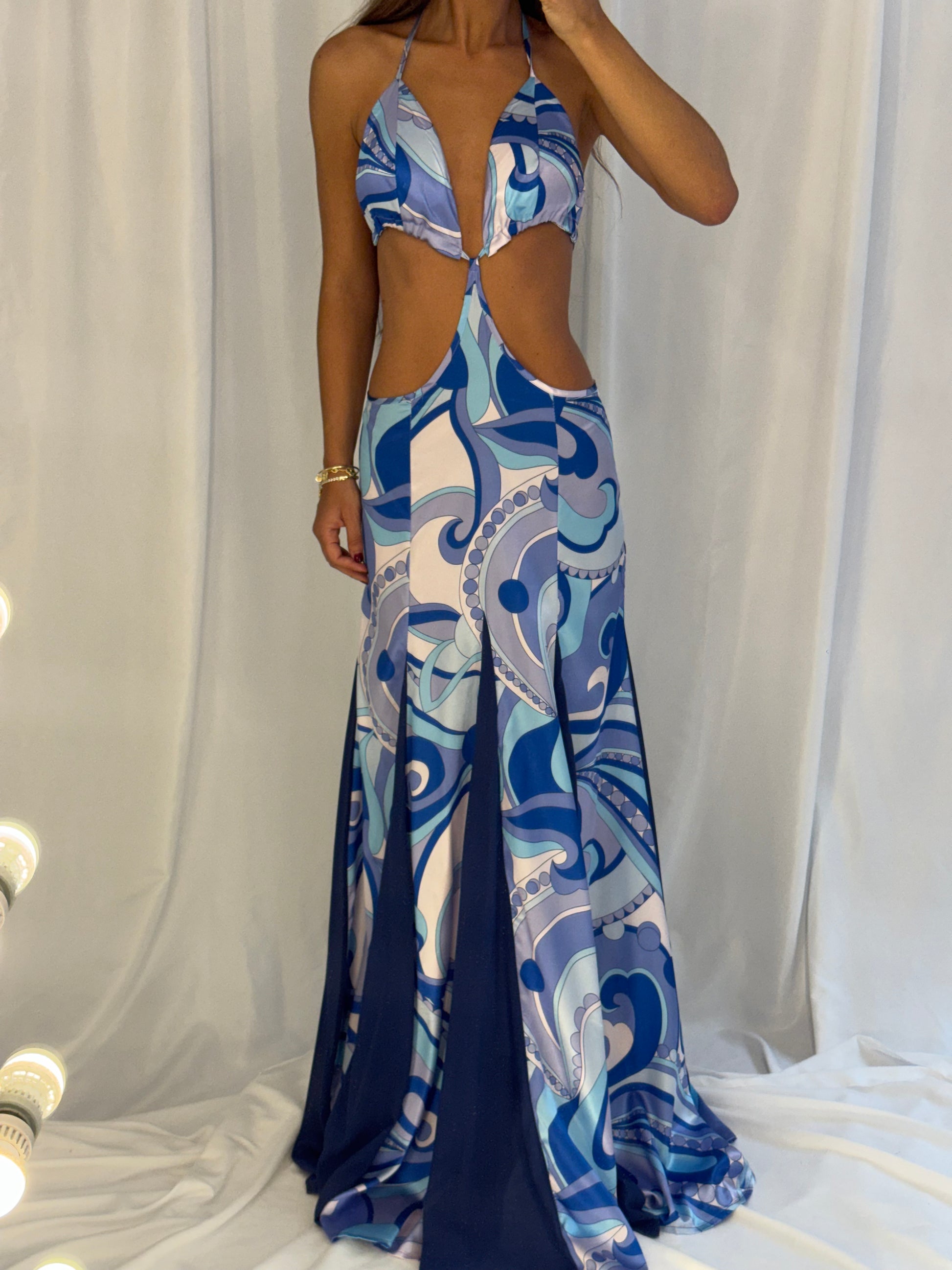 Pucci Cut Out