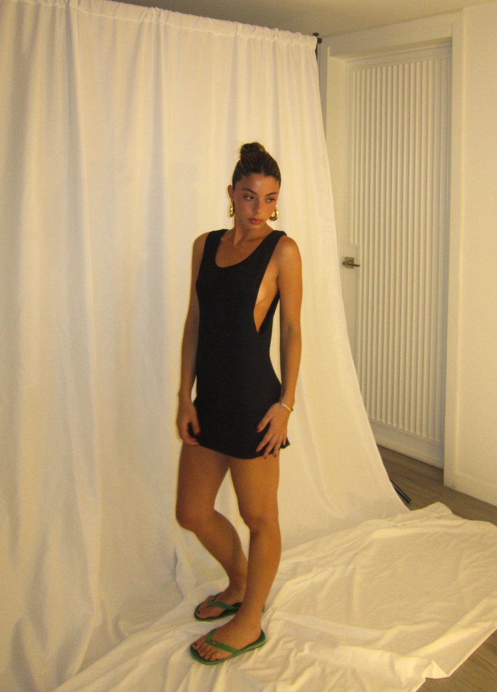Tank in black