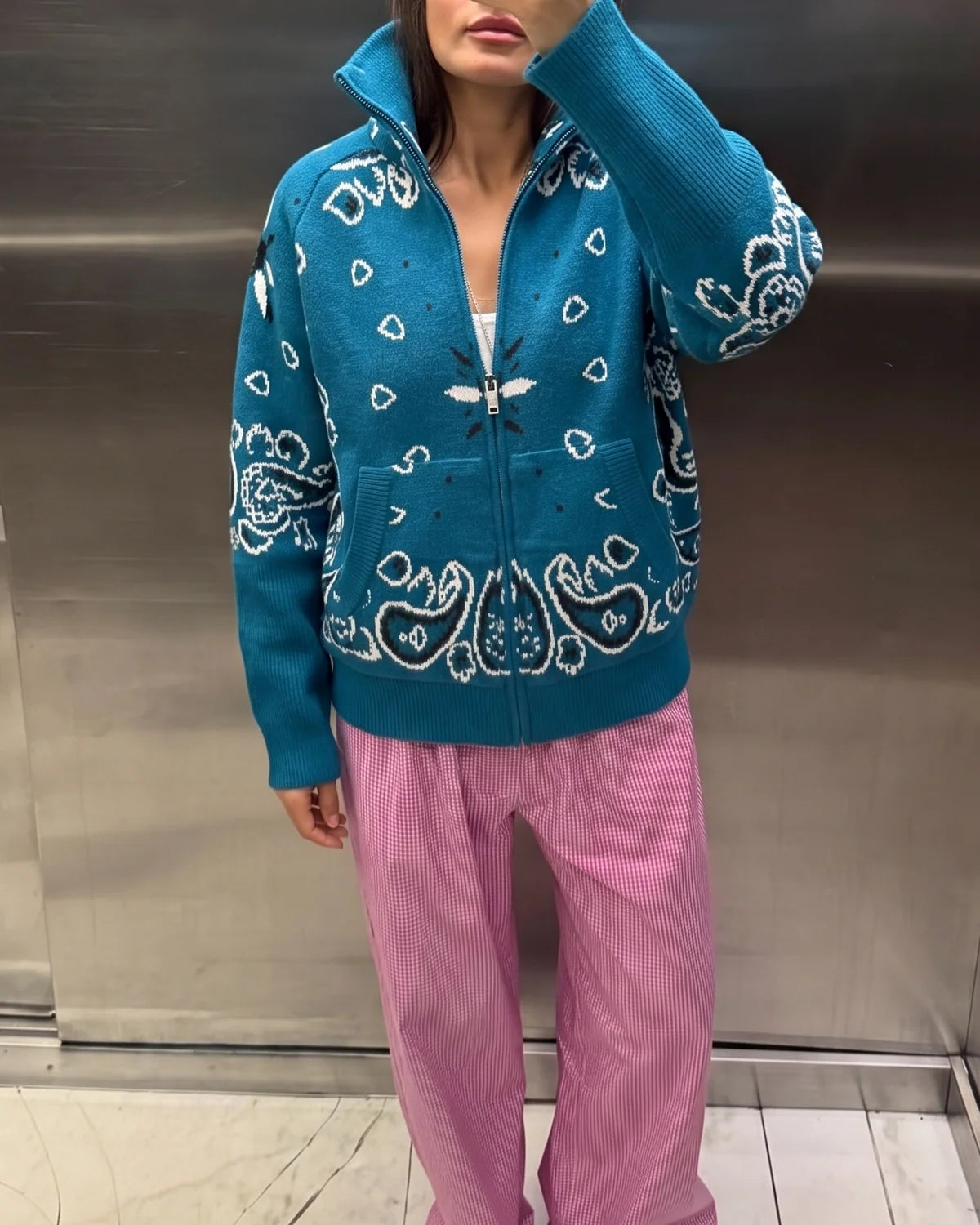 TURQUOISE ZIP UP