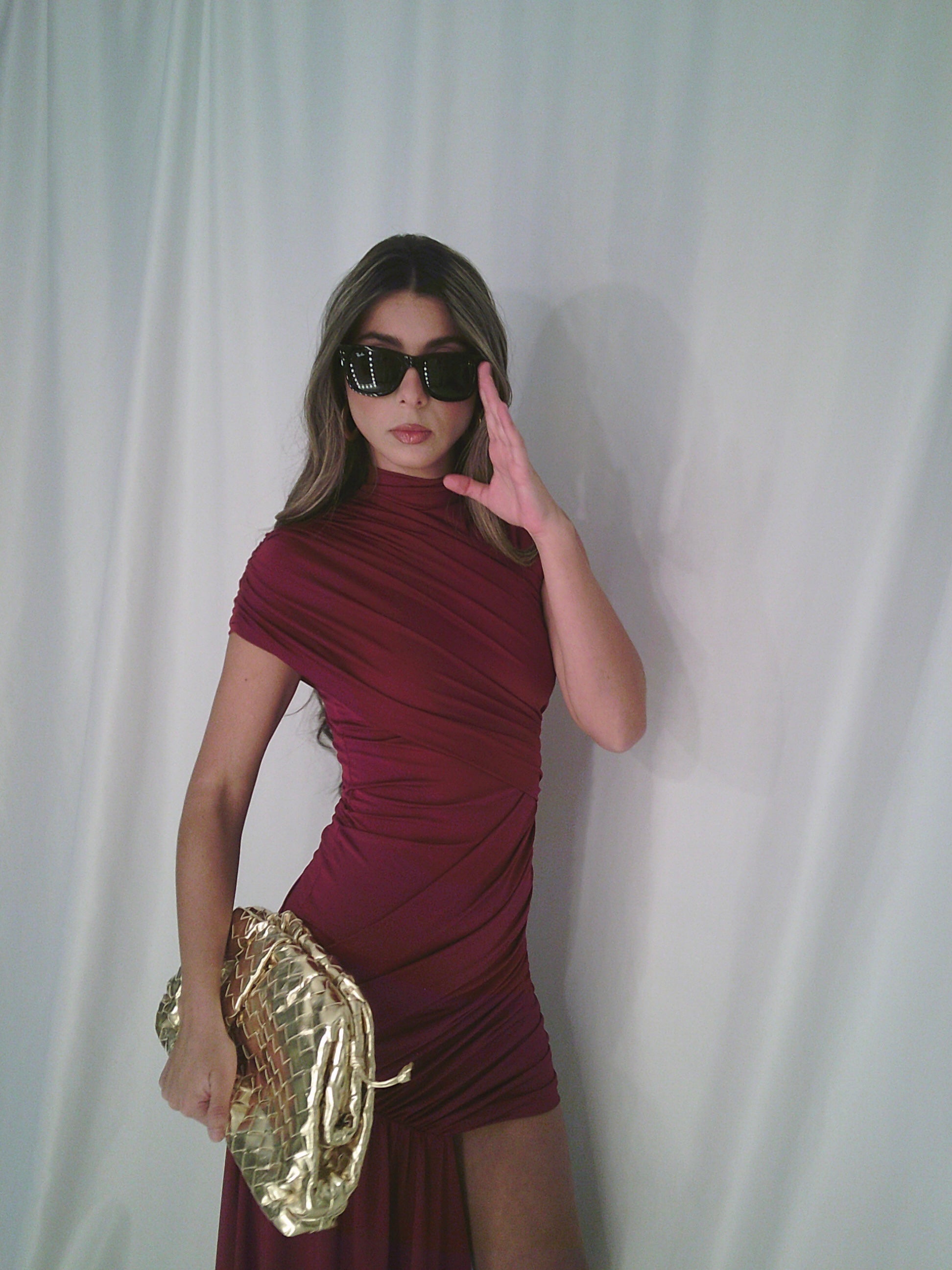 “De la Vali” in Red