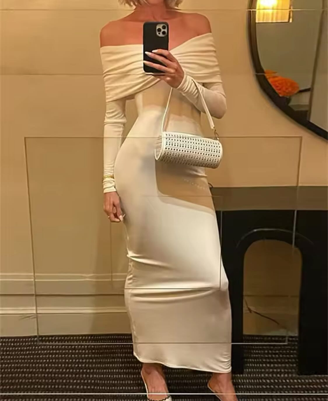 Helena Strapless
